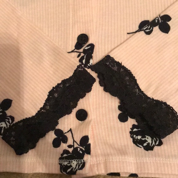 Victoria’s Secret Pajamas - NWOT - Picture 5 of 8